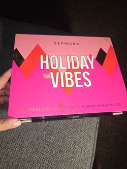New Sephora palette makeup box is new