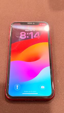 iPhone 11 in excellent condition 64gb unlocked worldwide any network