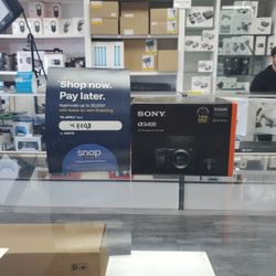 Sony A6400 With PZ 16-50mm Lens 