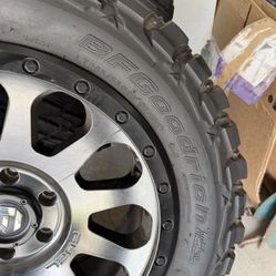 20” Fuel Wheels Bfgoodrich Tires 285/55r20