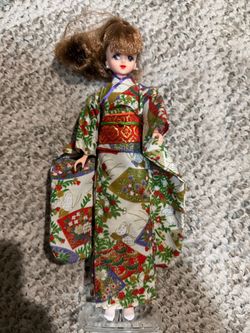 Japanese Fashion Doll in Kimono Outfit