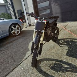 Electric Dirt Bike Mototec 