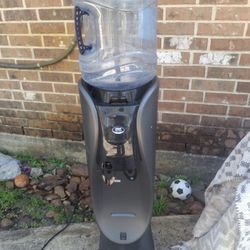 Hot N Cold Working Coller Dispenser 