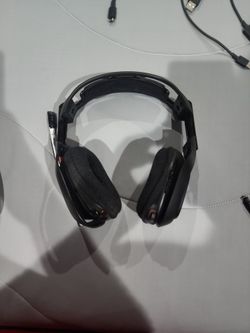 Astro A50 Wireless Gen 2 Gaming Headset w/ PS5 Adapter, MixAmp TX & Cables