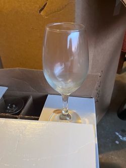 Bulk Clear Wine Glasses and Martini Glases