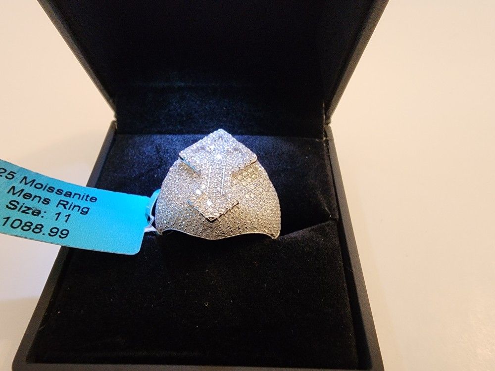 .925 &💎 Moissanite 💎 Mens Ring