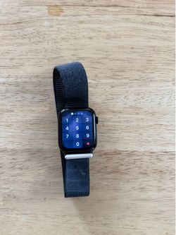 Apple Watch SE GPS + Celluar 40mm