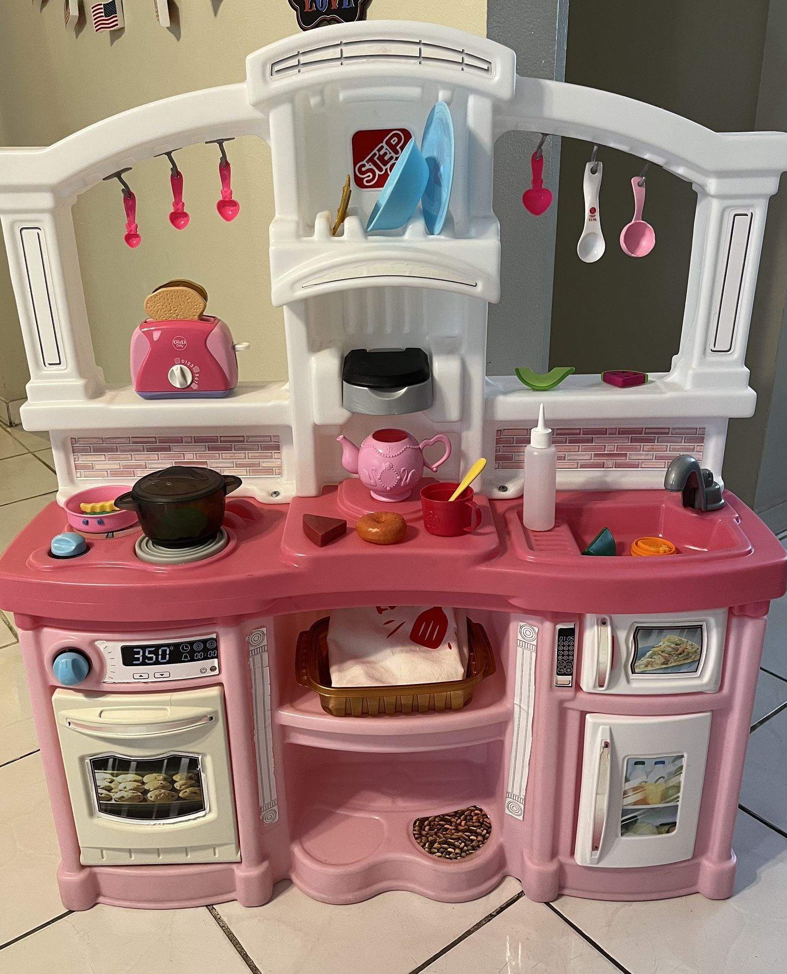 Step 2 Kitchen