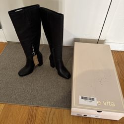NWT Dolce Vita Flynn Boots Onyx Leather Size: 6.5