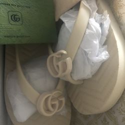 Gucci Flat Sandals New Size 37/38
