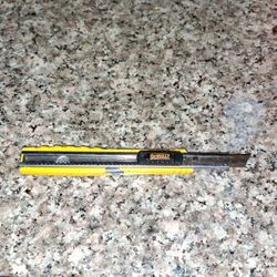 DeWalt snap-off Knife Tool