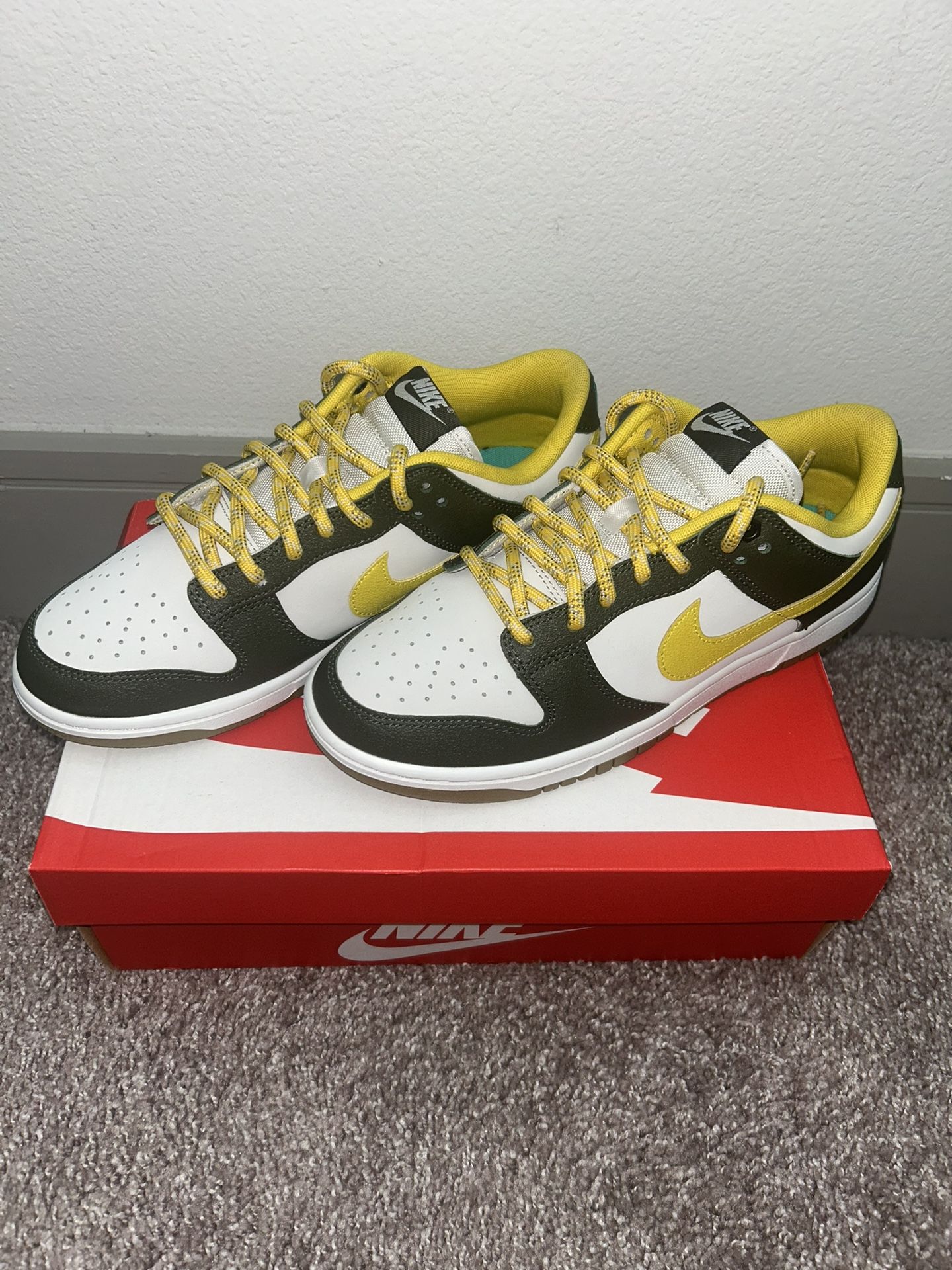 Nike Dunk Low Men Size 8