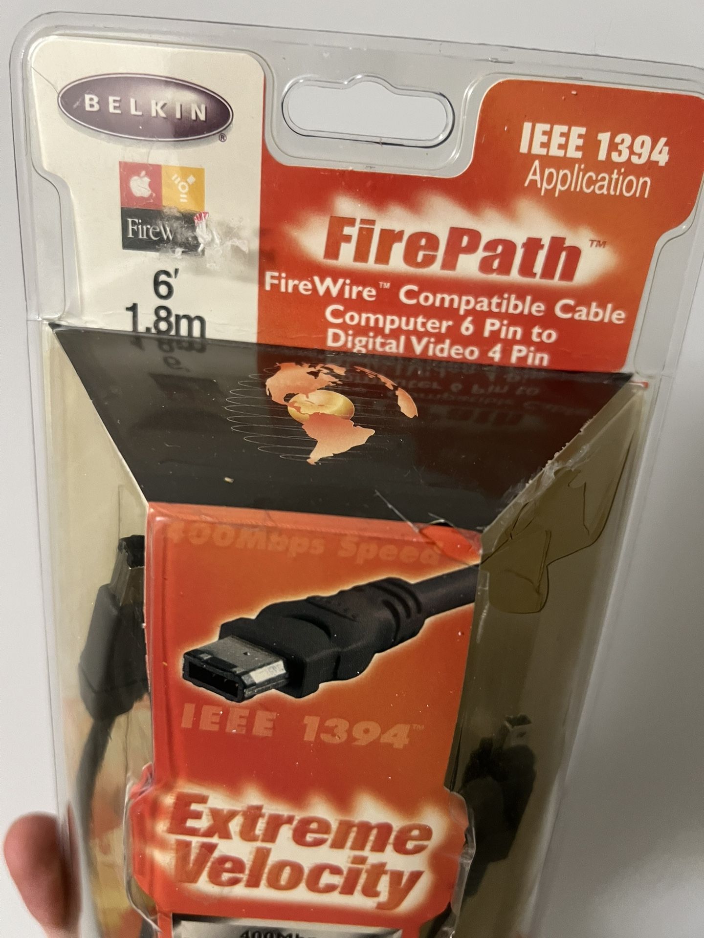 Belkin FirePath™ FireWire™ Compatible Cable Computer 6 Pin to Digital Video 4 Pin