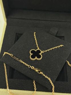 Van Cleef & Arpels Necklace
