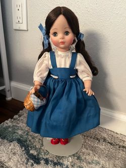 Madame Alexandra Dorothy Doll