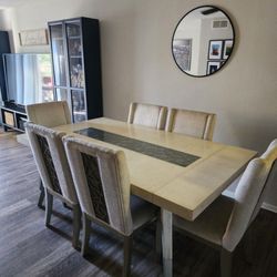 Dinning Table