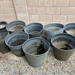 Potting plants containers