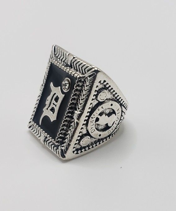Size 9 Vintage
Ring for Men Classic 925 Silver Plated Geometry Jewelry