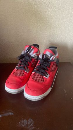 Toro bravo Jordan 4s