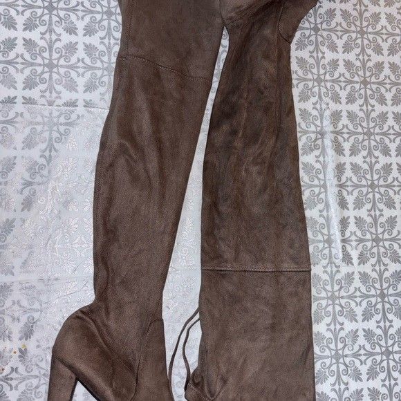 Catharine Malandrino Suede Boots