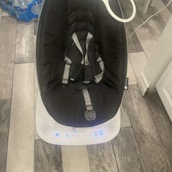 4moms Mamaroo Swing 