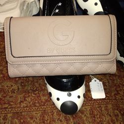 G BY GUESS BEIGE WALLET 