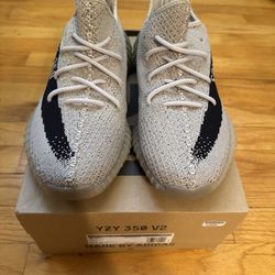 Adidas Yeezy 350 V2