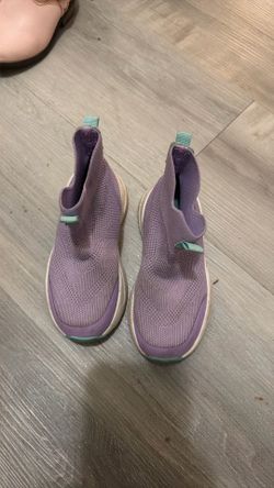 Girls shoes size 8