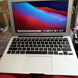 MacBook Air A1465