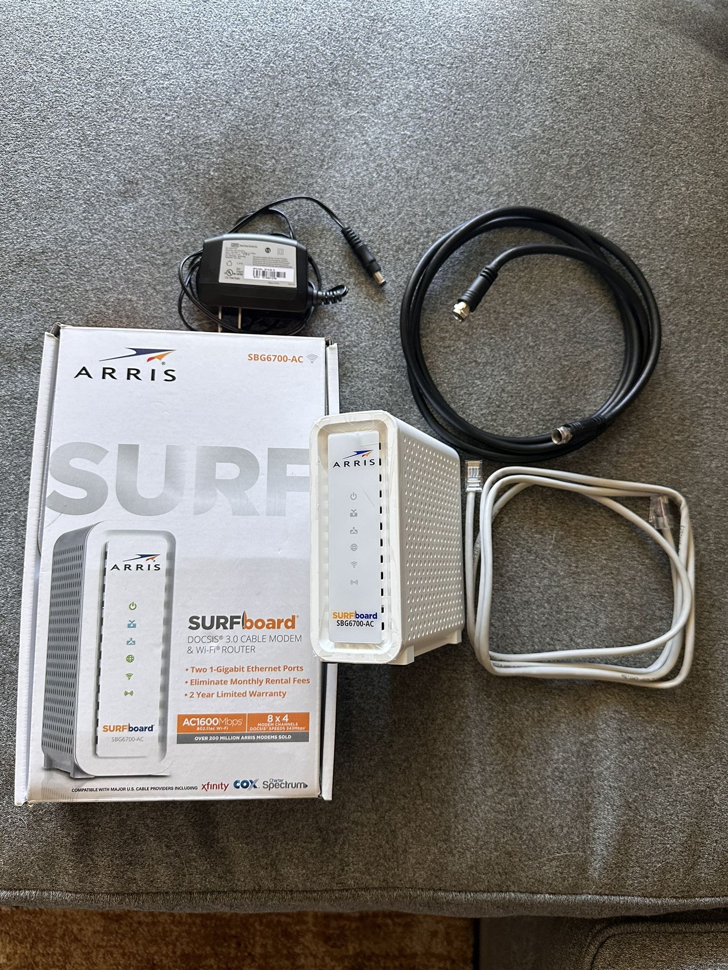 Arris surfboard SBG6700-AC Modem and Router