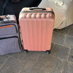 Suitcase 