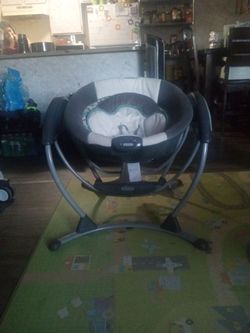 Baby swing