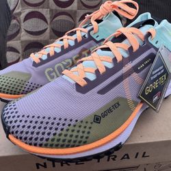 Women’s Size 6 Nike React Pegasus Trail 4 GTX