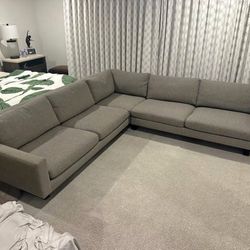 Room & Board Mid-Century Style Sectional Sofa Couch Very Good Condition