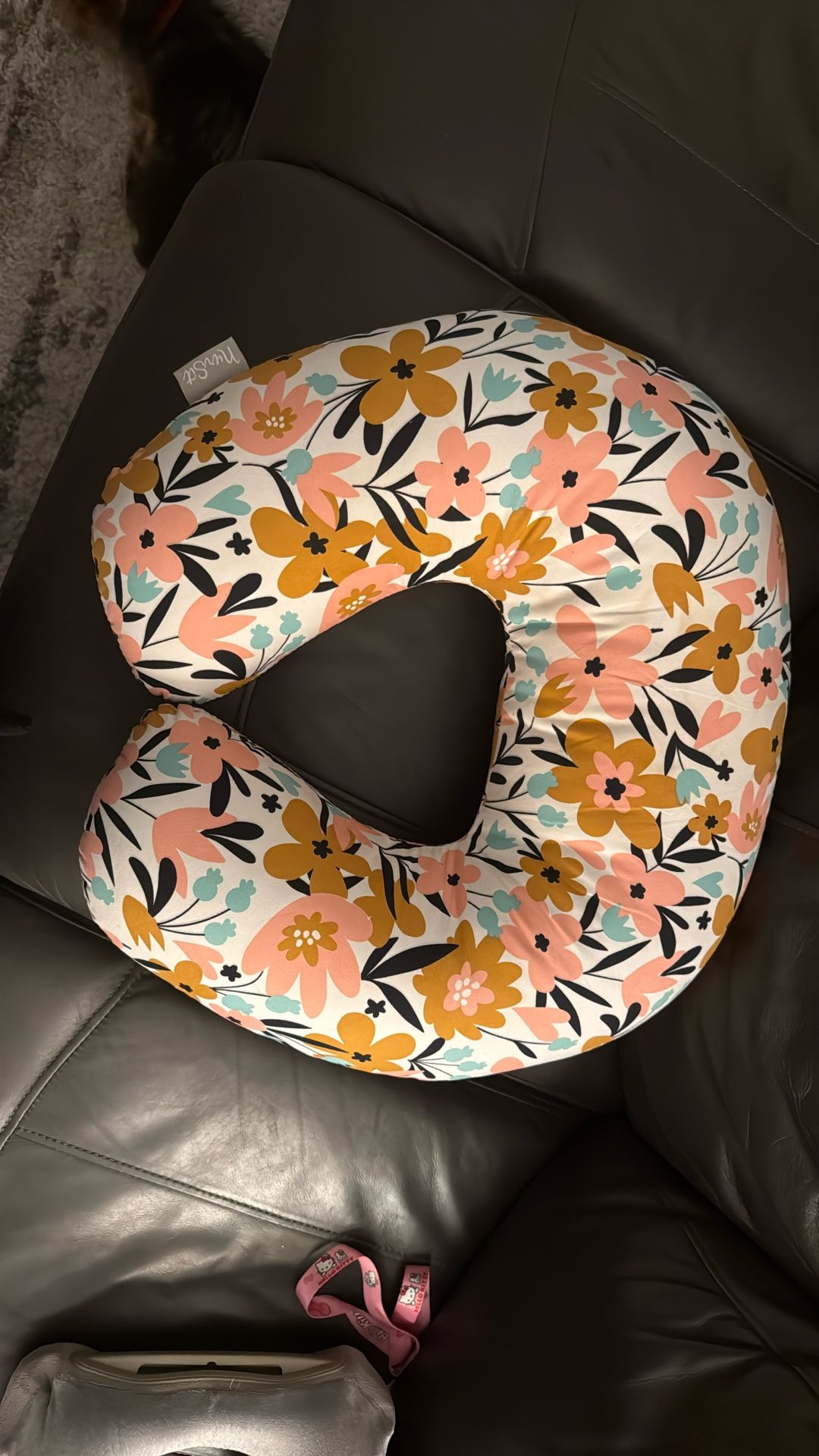 Nursing pillow