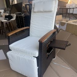 Reclining chair