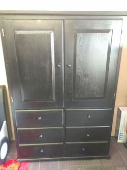 Wardrobe solid wood