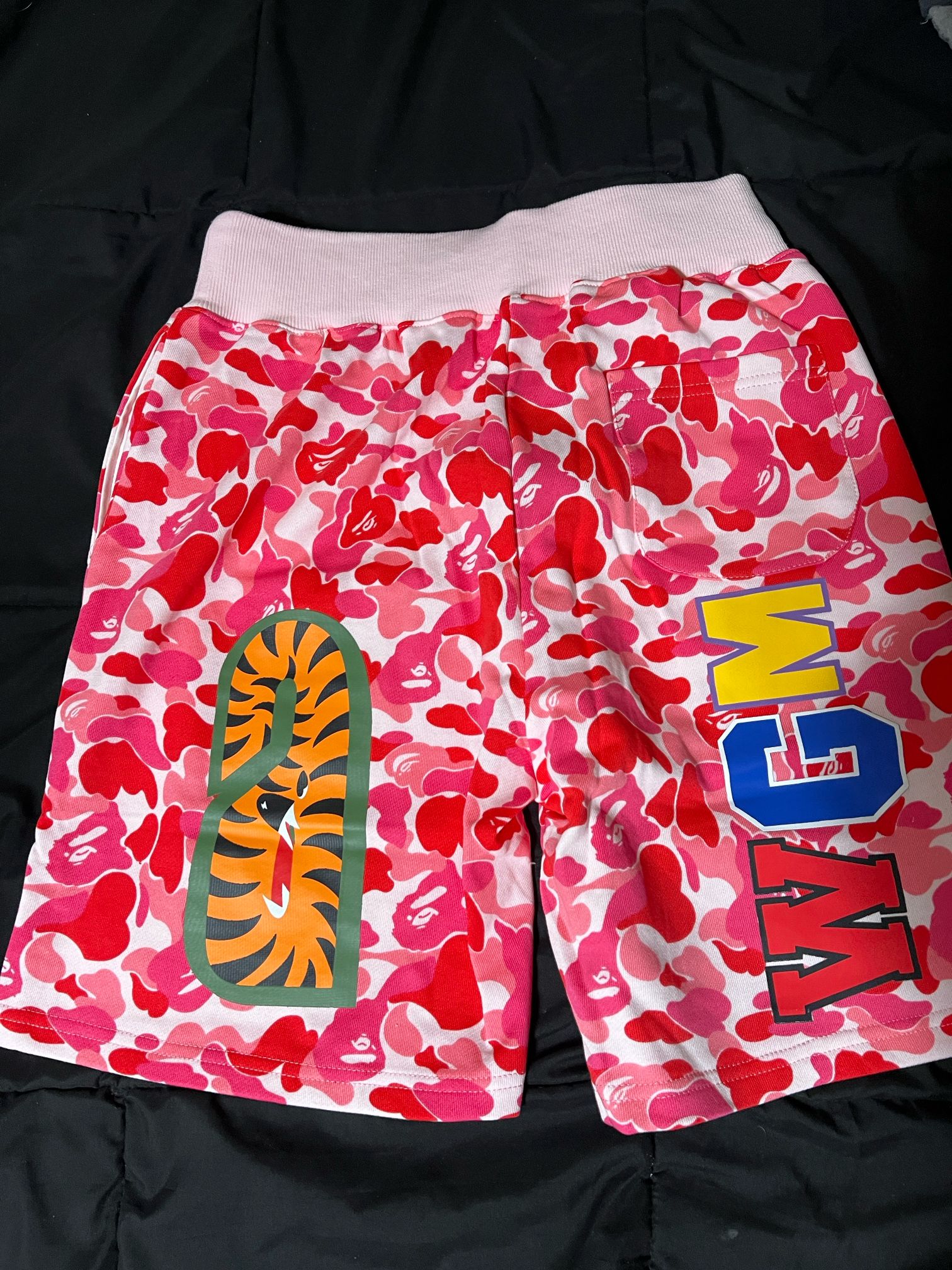 BAPE Big ABC Camo Shark Sweat Shorts 'Pink'