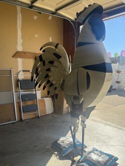 Metal Halloween decor