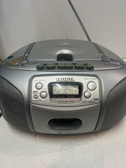 AIWA CSD-ED27 portable boombox CD player AM/FM radio