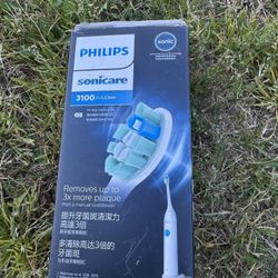 Philips Sonicare 3100 DailyClean Electric Toothbrush White 14-Day Battery Water…
