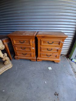 Solid wood 4 poster bedroom set