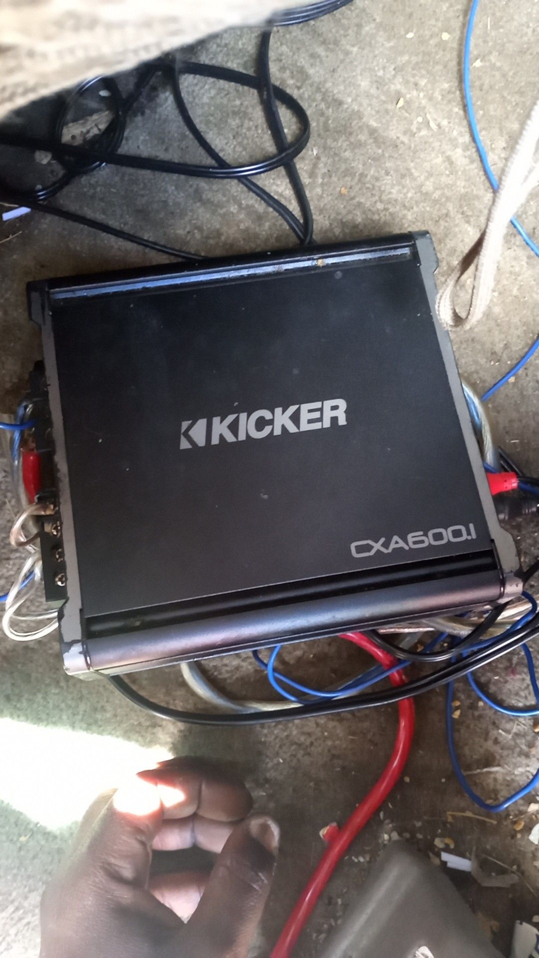 Kicker speakers