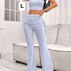 New Women’s 2 Piece Set Size Large