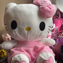 Hellokitty Plushie 