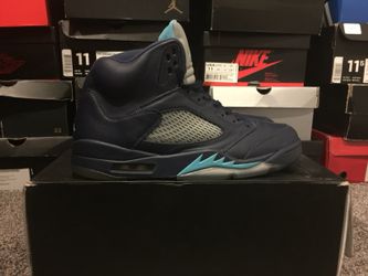 Jordan Retro 5 Hornets