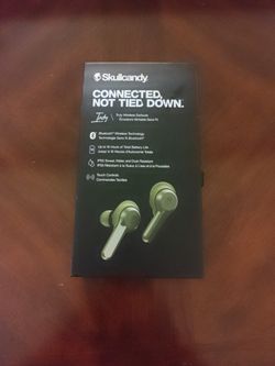 Brand New Wireless Ear Buds