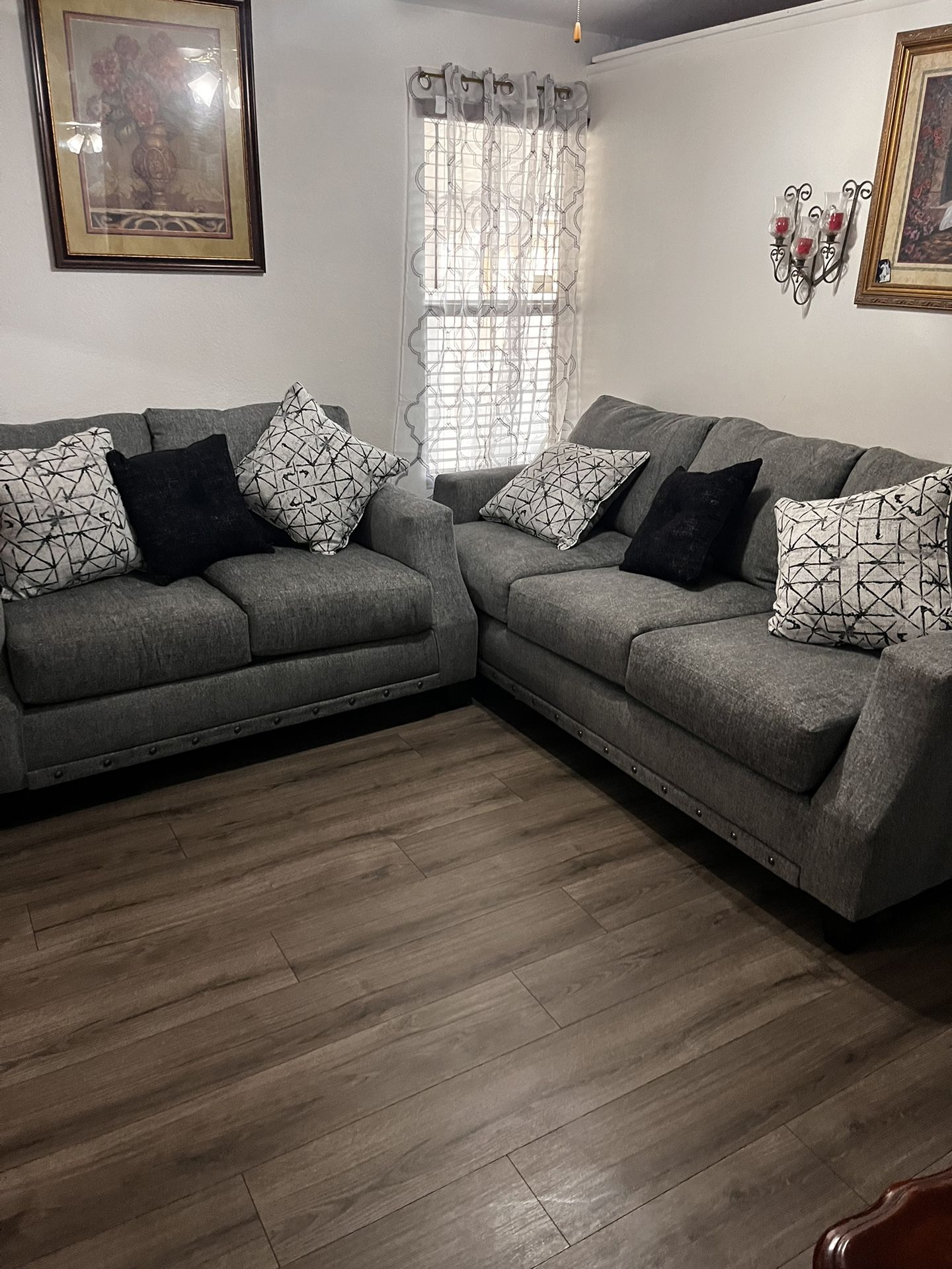 Brand New Piece Set Couch 