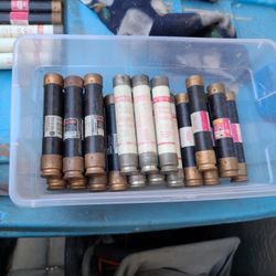 600v 200,000 Amp Class Rk5 fuse 18 Total