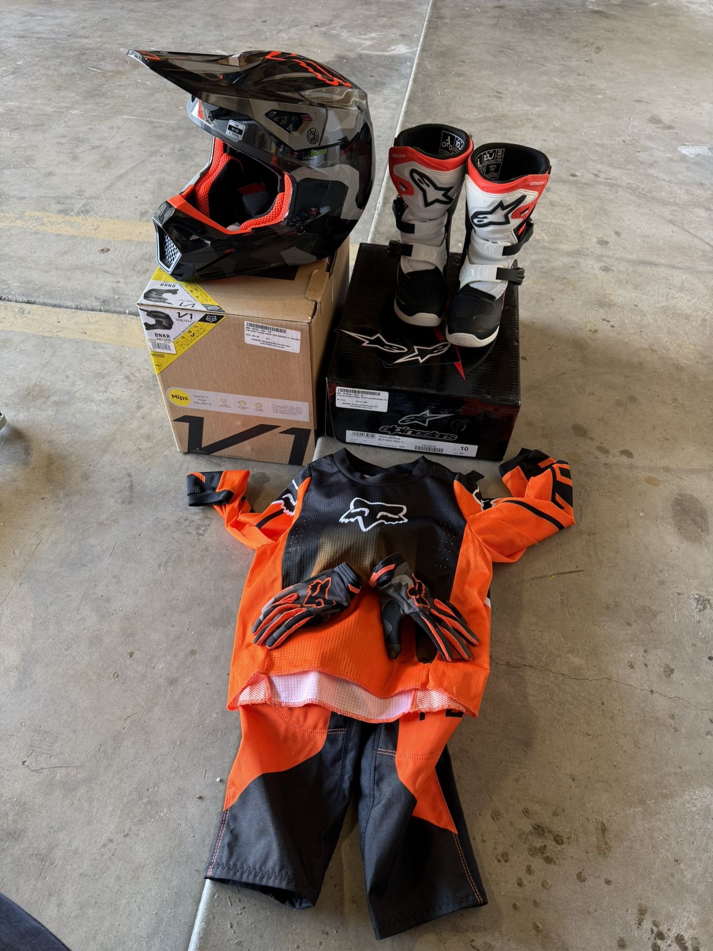 Youth / Kids Riding Gear